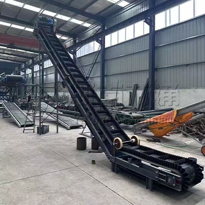 固原大倾角皮带输送机